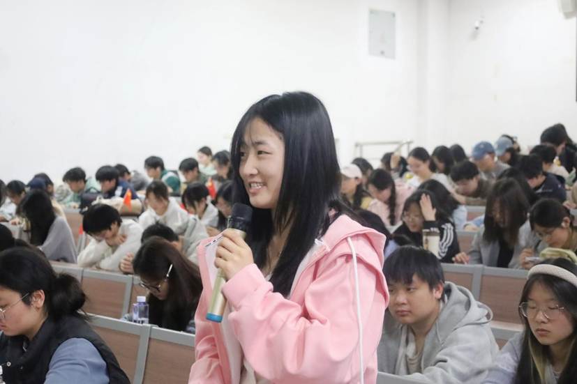 9D5AFD2BBC0751832949E51173265F49