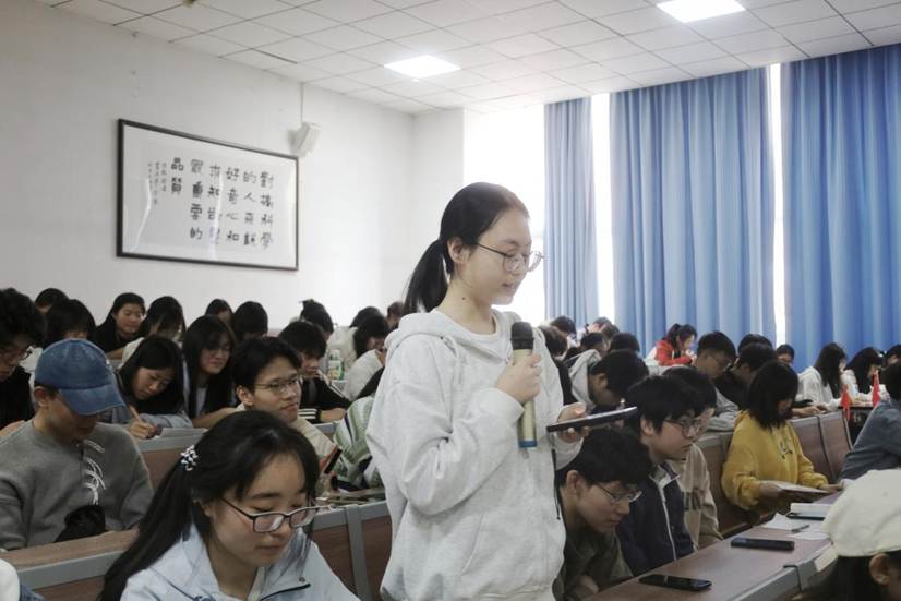 78340CCBDCD62048C467BEFB3B9DABC2